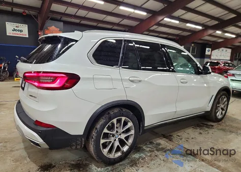 2022 BMW X5 xDrive40I z USA, uszkodzony, nr VIN 5UXCR6C09N9M89209